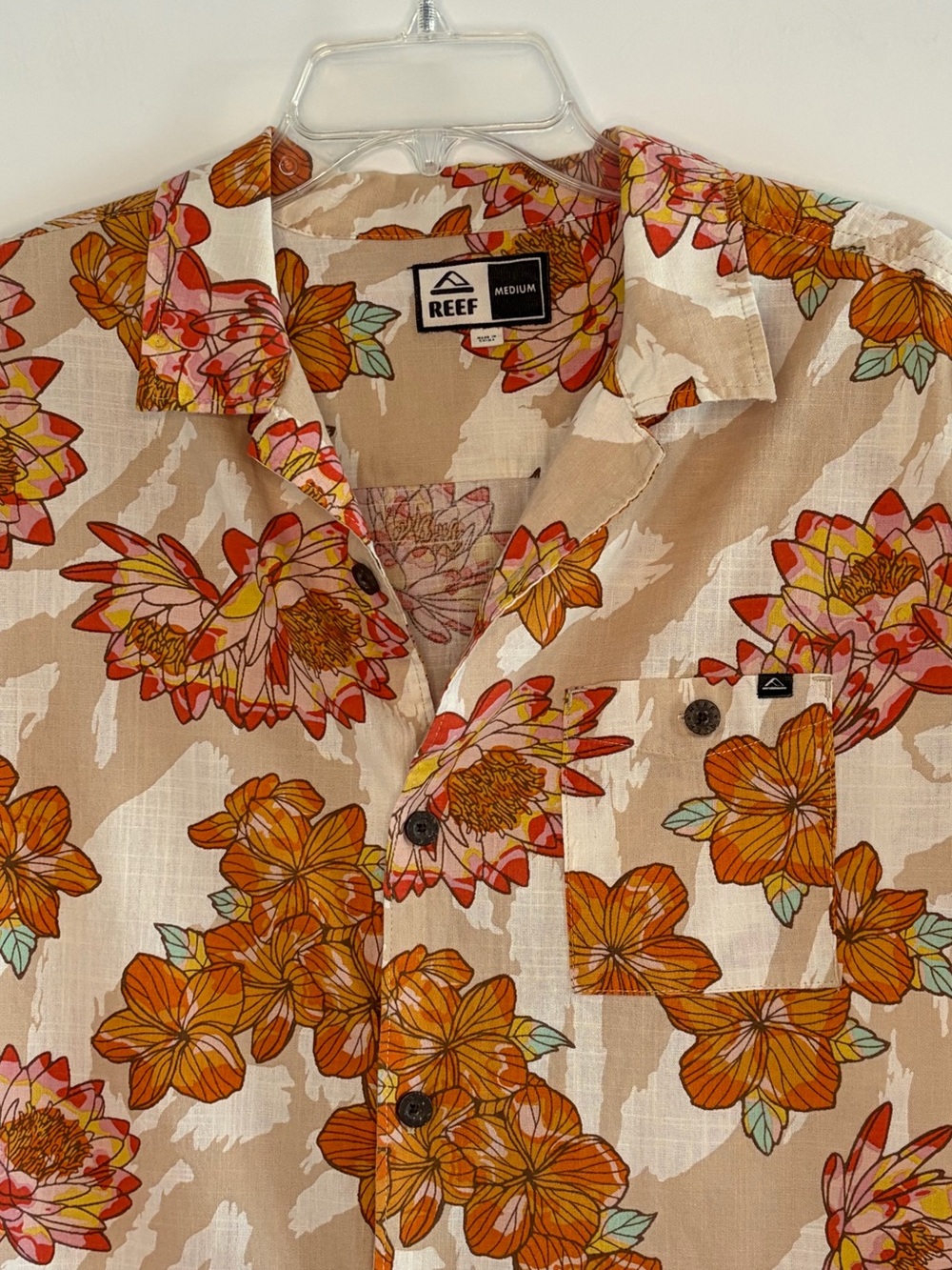 Reef Men’s Tafford Short Sleeve 1 Pocket Camp Shirt Button Up Cotton Size M - Picture 5 of 14